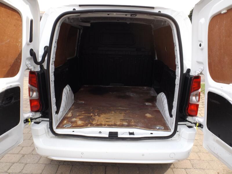 VAUXHALL COMBO