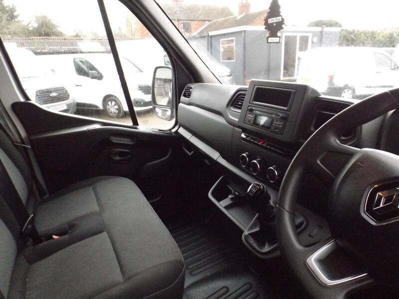 RENAULT MASTER