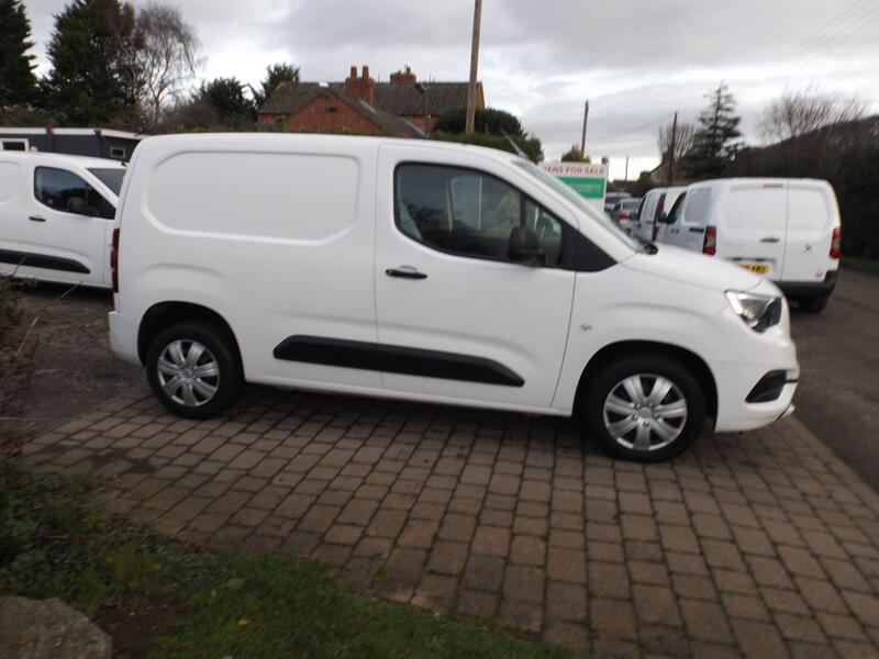 VAUXHALL COMBO