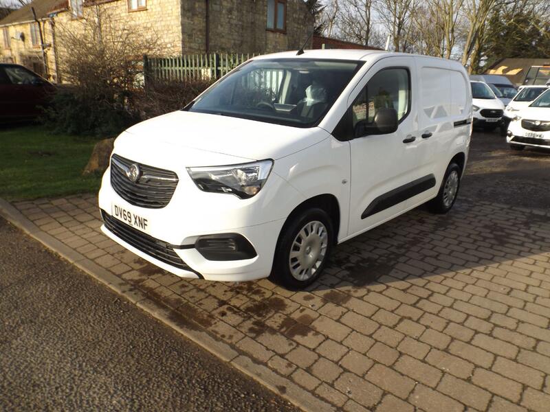 VAUXHALL COMBO