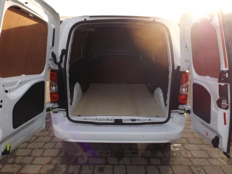 VAUXHALL COMBO