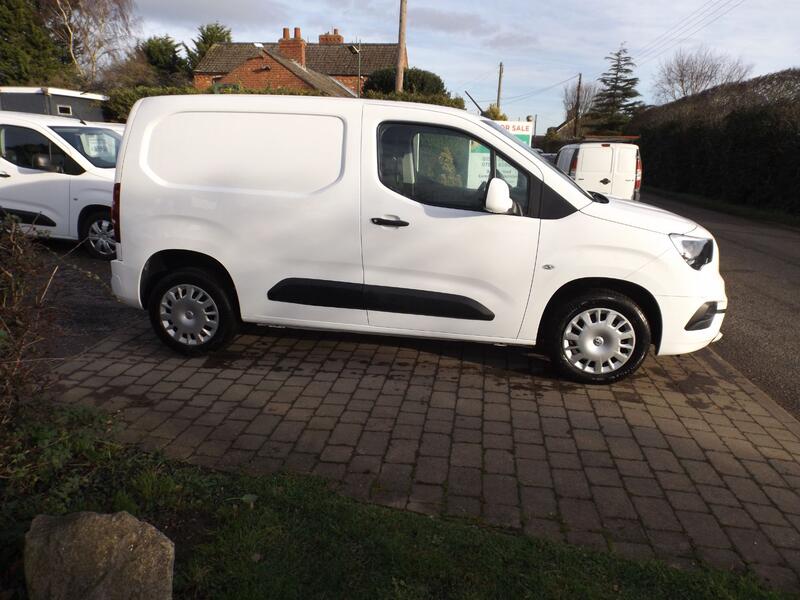 VAUXHALL COMBO