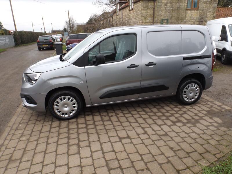 VAUXHALL COMBO