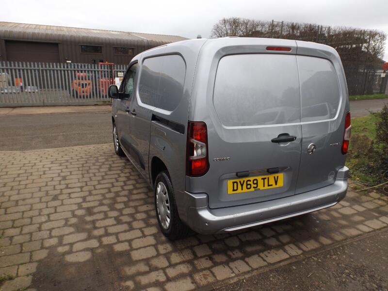 VAUXHALL COMBO