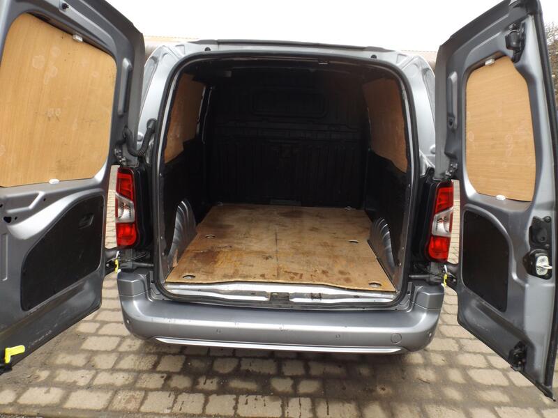 VAUXHALL COMBO