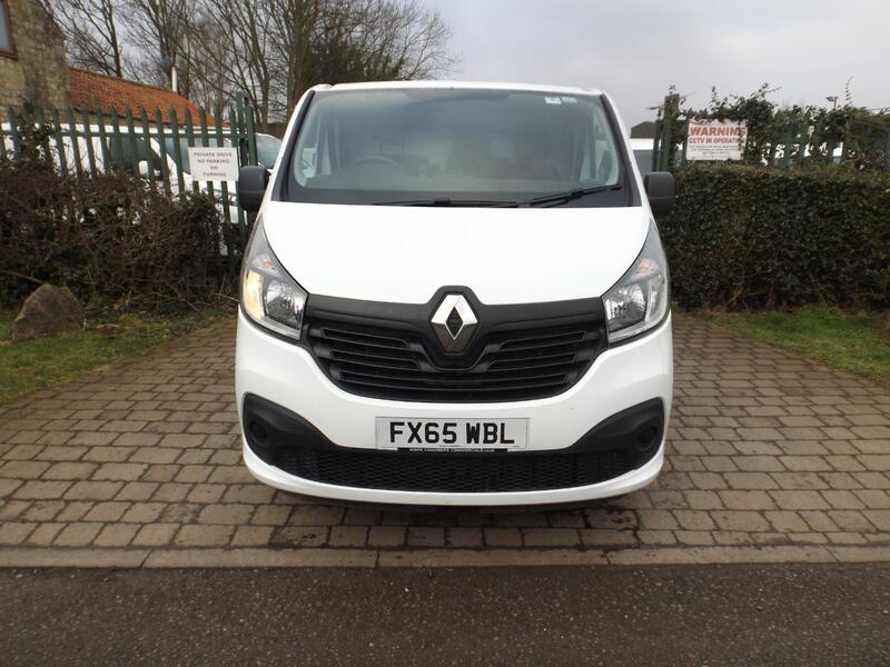 RENAULT TRAFIC