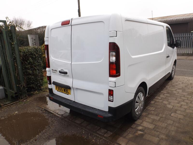RENAULT TRAFIC