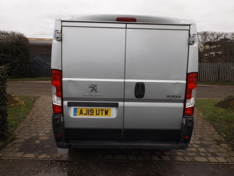 PEUGEOT BOXER