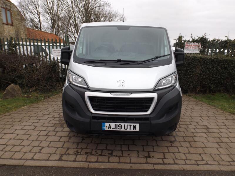 PEUGEOT BOXER