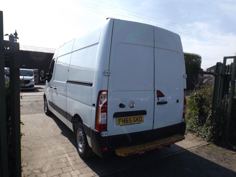 VAUXHALL MOVANO