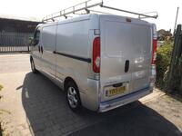 VAUXHALL VIVARO