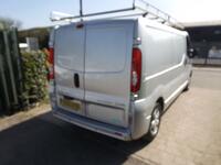 VAUXHALL VIVARO