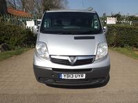 VAUXHALL VIVARO