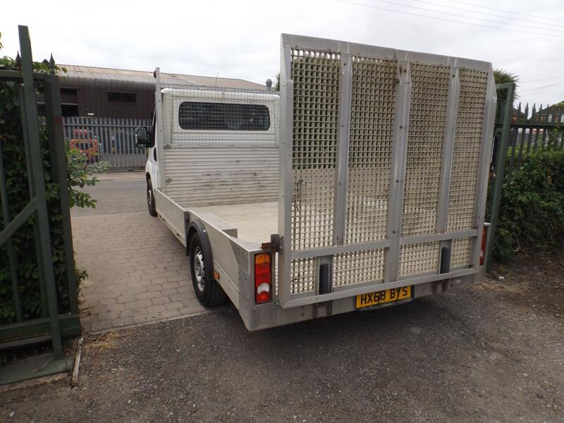 PEUGEOT BOXER