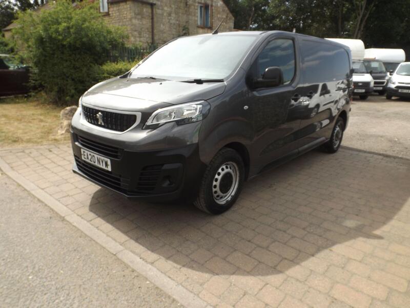 PEUGEOT EXPERT